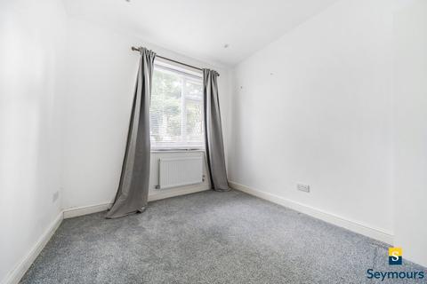 Flat 3, 1 Orchard Road, Onslow Village, Guildford, GU2 7QY