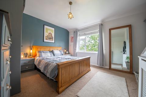 21 Briarfield Crescent, Sheffield, S12 3LB