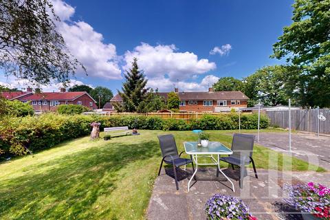 1 bedroom flat for sale, Green Lane, Crawley RH10