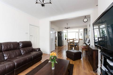 3 bedroom house to rent, Hollickwood Avenue, Friern Barnet, London, N12