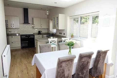 17 Downview Road, Barnham, Bognor Regis, PO22 0EG