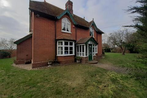 3 bedroom detached house to rent, Dedham