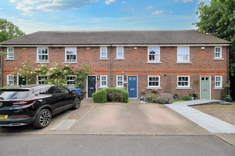 3 bedroom terraced house for sale, Charlotte Mews,  Farnborough , GU14