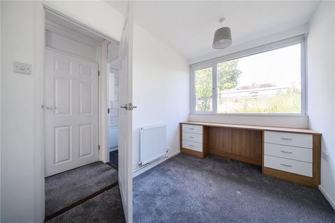 8 Mountbatten Place, Kings Worthy, Winchester, SO23 7PL