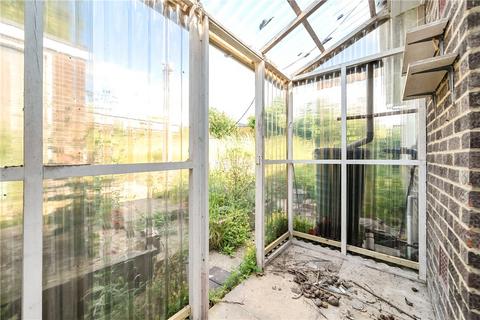 8 Mountbatten Place, Kings Worthy, Winchester, SO23 7PL