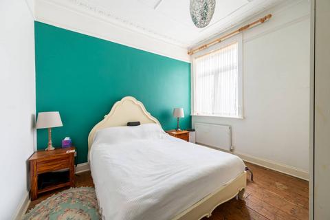 1 bedroom flat to rent, Fortune Gate Road, Harlesden, London, NW10