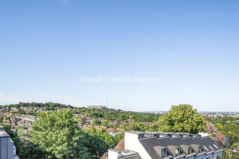 2 bedroom penthouse for sale, Connaught Gardens, Muswell Hill