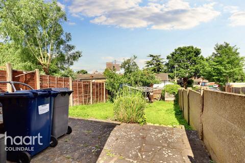 2 bedroom end of terrace house for sale, Goldsmith Avenue, NW9