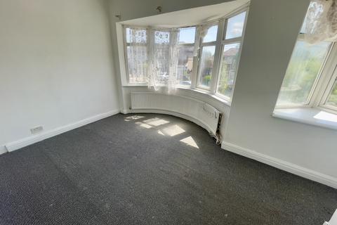 2 bedroom terraced house to rent, Devonshire Road, Southall, Greater London, UB1