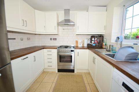 3 bedroom end of terrace house to rent, The Mews Fitzalan Road BN18
