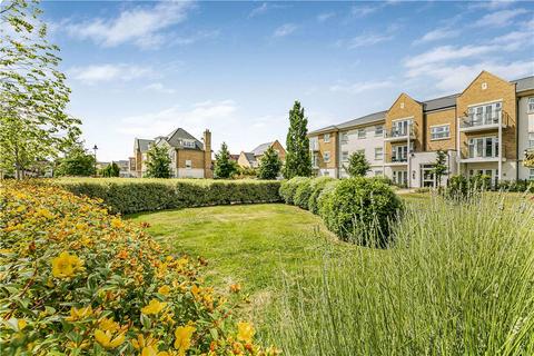 2 bedroom apartment for sale, Roper Crescent, Sunbury-on-Thames, Surrey, TW16