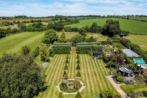 4 bedroom equestrian property for sale, Salisbury Road, Coombe Bissett, Salisbury, Wiltshire, SP5