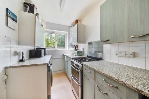 1 bedroom apartment for sale, Enfield Close, Uxbridge, Middlesex