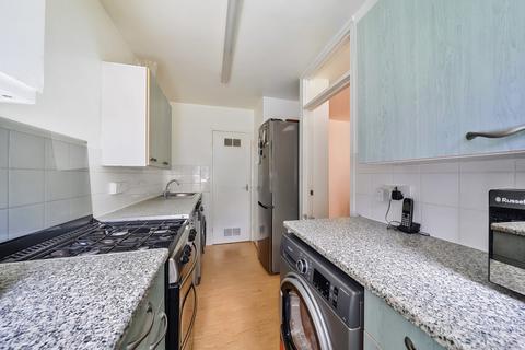 1 bedroom apartment for sale, Enfield Close, Uxbridge, Middlesex