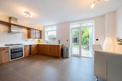 5 bedroom end of terrace house for sale, Swordsmans Road, Deepcut, Camberley, Surrey, GU16