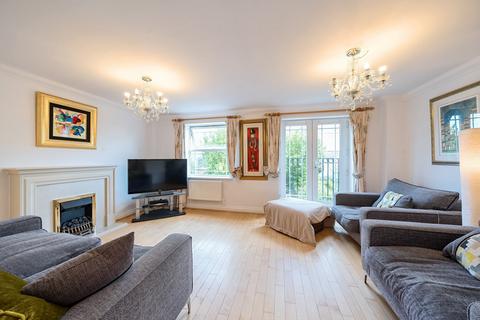 5 bedroom end of terrace house for sale, Swordsmans Road, Deepcut, Camberley, Surrey, GU16