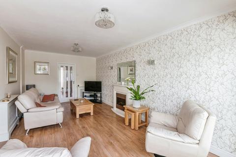 4 bedroom semi-detached house for sale, Marks Close, Billericay CM12