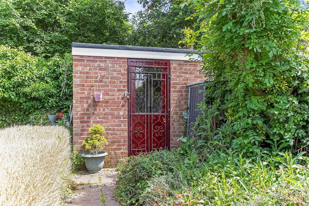 Workshop/Outbuildings