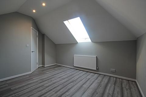 2 bedroom flat for sale, Clyde Road, Wallington, Surrey, SM6