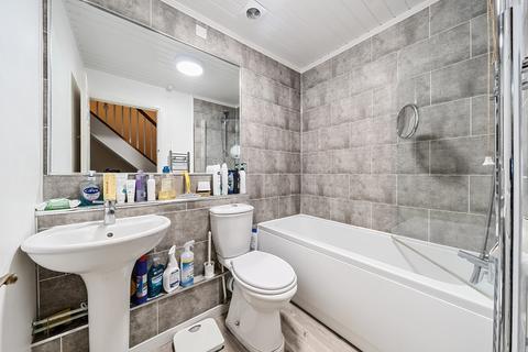 38 Berkeley Close, Polygon, Southampton, SO15 2TR