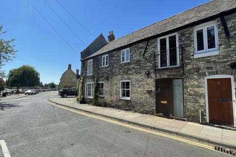 2 bedroom terraced house to rent, Waterside, Ely