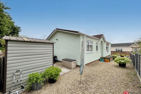 2 bedroom detached bungalow for sale, Heronstone Park, Heronston Lane, Ewenny, Bridgend County. CF31 3BZ