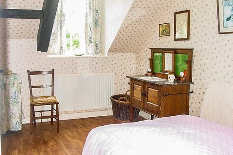 Burnside Cottage Burnside Lane, Garlieston, Newton Stewart, DG8 8BP