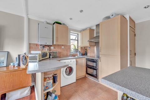 1 bedroom apartment for sale, Claremont Road, Staines-upon-Thames, TW18