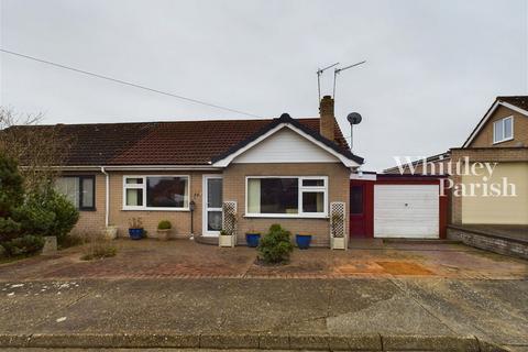 2 bedroom semi-detached bungalow for sale, High Road, Wortwell