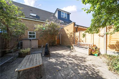 2 bedroom semi-detached house for sale, Thornhill Road, Leyton, London