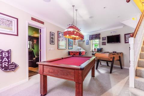 15 Dover Road, Poole, BH13 6DZ