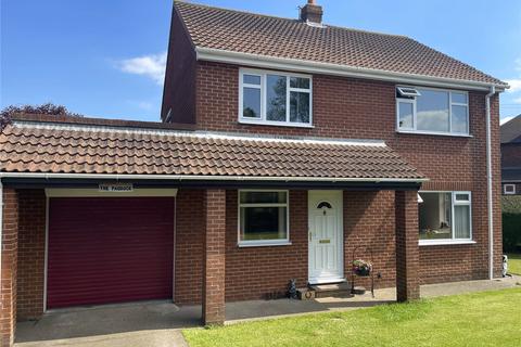 3 bedroom detached house for sale, Woodcock Road, Flamborough, East Yorkshire, YO15