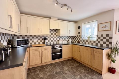 3 bedroom terraced house for sale, Treclago View, Camelford, PL32