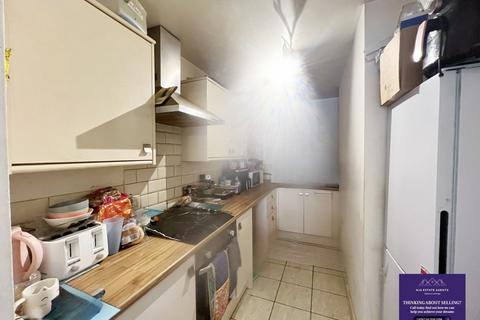 23, Redcourt Athlone Grove, Leeds, LS12 1SY
