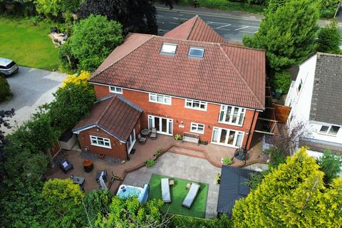 5 bedroom detached house for sale, Rainford Road, Dentons Green, WA10