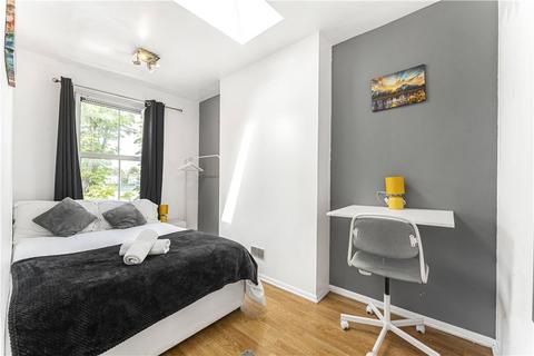 3 bedroom terraced house for sale, Nursery Road, London, SW9