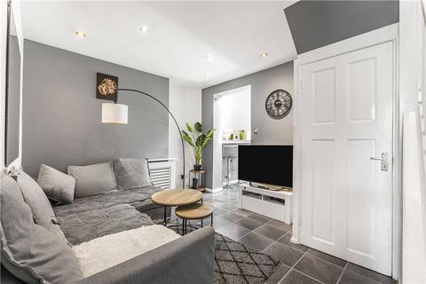 3 bedroom terraced house for sale, Nursery Road, London, SW9