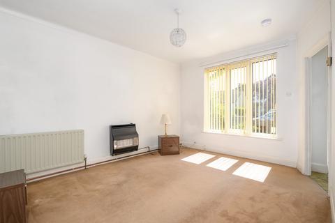 2 bedroom terraced house for sale, Carlton Road, Walton-on-Thames, KT12