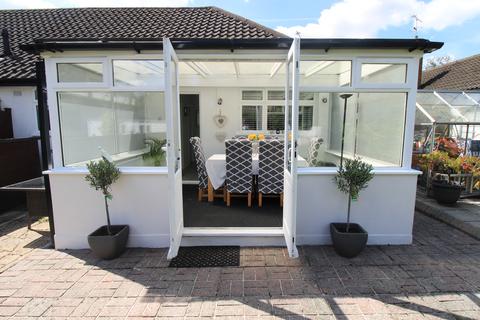 25 Brookmans Close, Upminster, RM14 1SJ