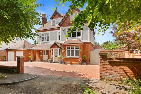 6 bedroom detached house for sale, Leatherhead