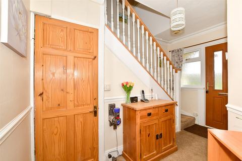 Pentire Fermor Road, Crowborough, TN6 3AH