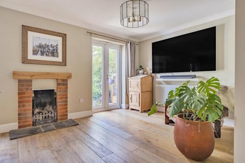 36 Glenham Road, Thame, OX9 3WD