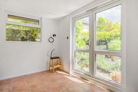 36 Glenham Road, Thame, OX9 3WD
