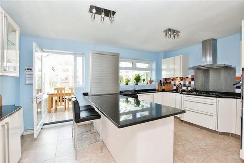 4 bedroom detached house for sale, Merlin End, Colchester, Essex, CO4