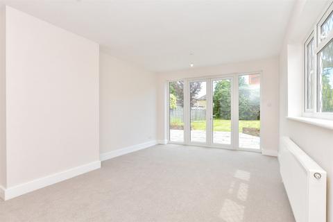 4 bedroom detached house for sale, London Road, Dorking, Surrey