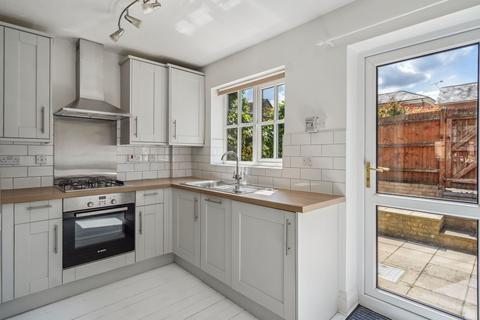 2 bedroom terraced house for sale, Old Town Close, Beaconsfield, HP9