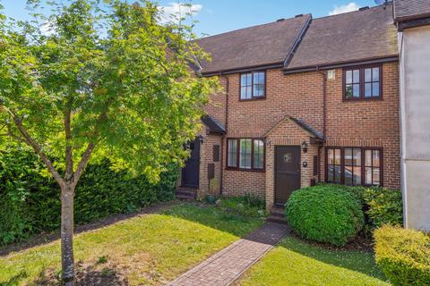 2 bedroom terraced house for sale, Old Town Close, Beaconsfield, HP9