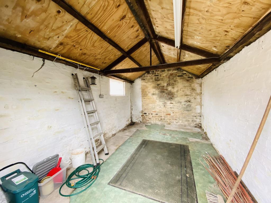 58 Rotchell Road, Dumfries, DG2 7 SB - Braidwoods S