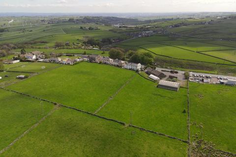 3 bedroom character property for sale, Halifax Road, Denholme, Bradford, BD13