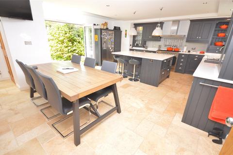 Oakwood House, 24a Broad Lane, Lymington, SO41 3QP